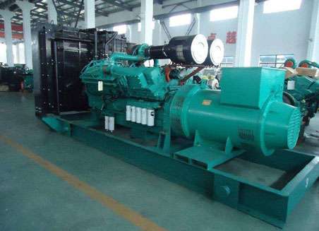 宁远800kw康明斯柴油发电机组图片 宁远800kw康明斯柴油发电机组图片